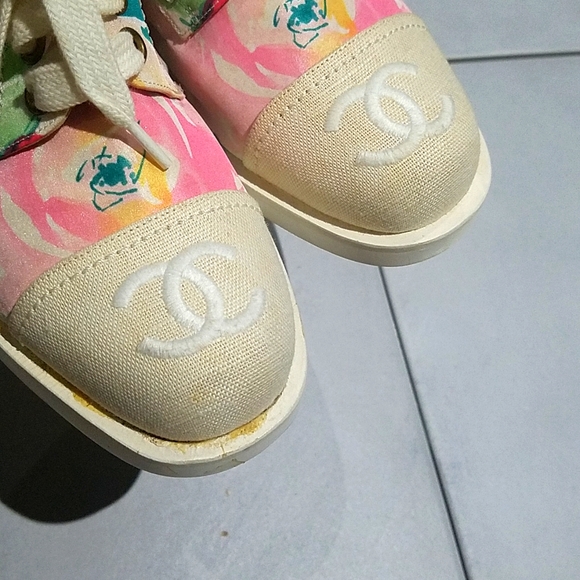 Vintage Chanel - Picture 6 of 10